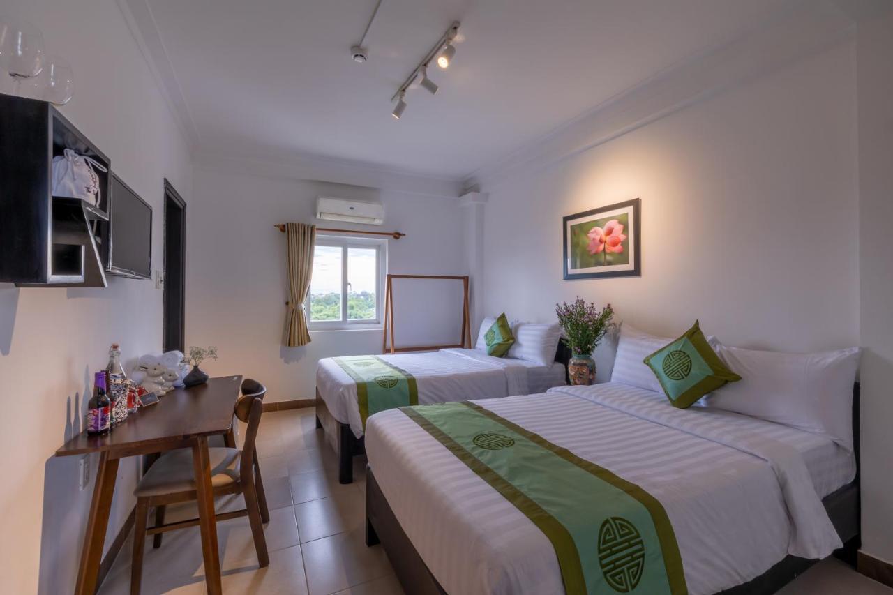 Charming Riverside Hotel เว้ ภายนอก รูปภาพ