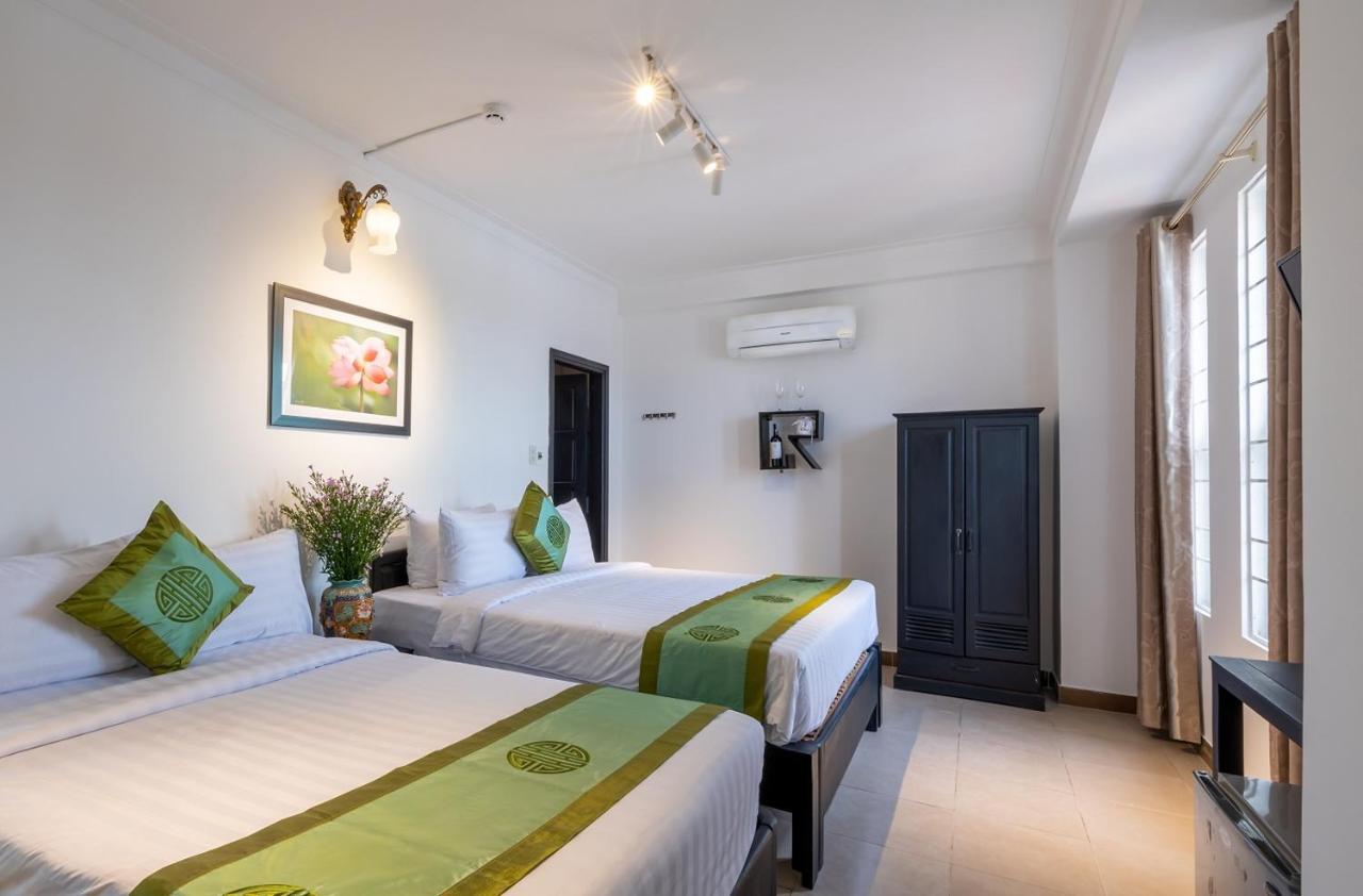 Charming Riverside Hotel เว้ ภายนอก รูปภาพ