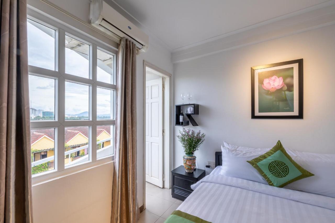 Charming Riverside Hotel เว้ ภายนอก รูปภาพ
