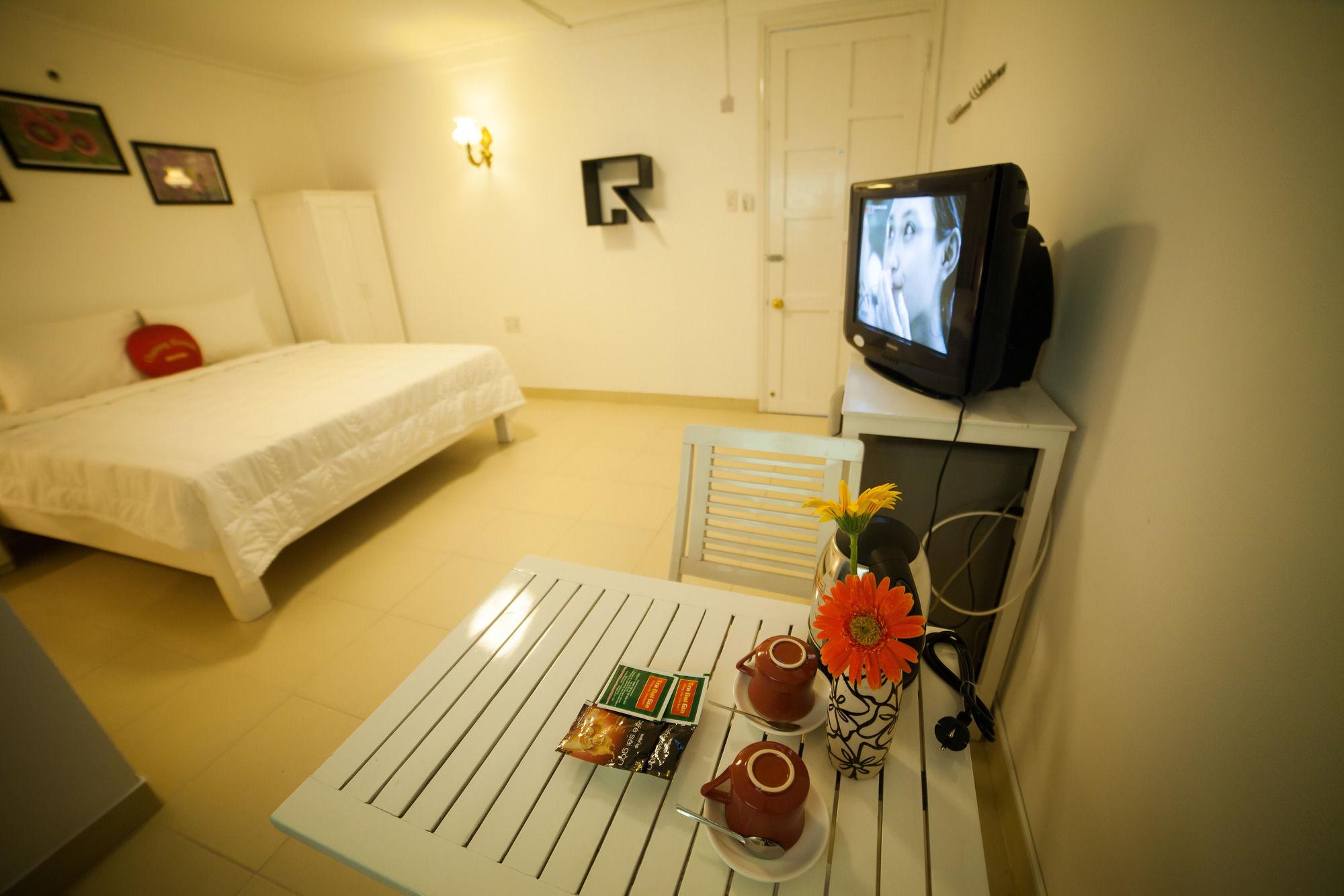 Charming Riverside Hotel เว้ ภายนอก รูปภาพ