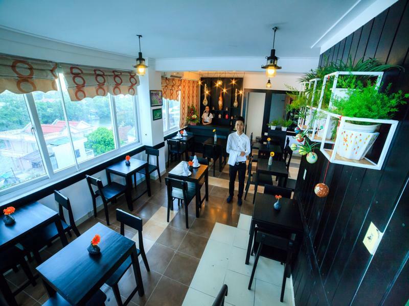 Charming Riverside Hotel เว้ ภายนอก รูปภาพ
