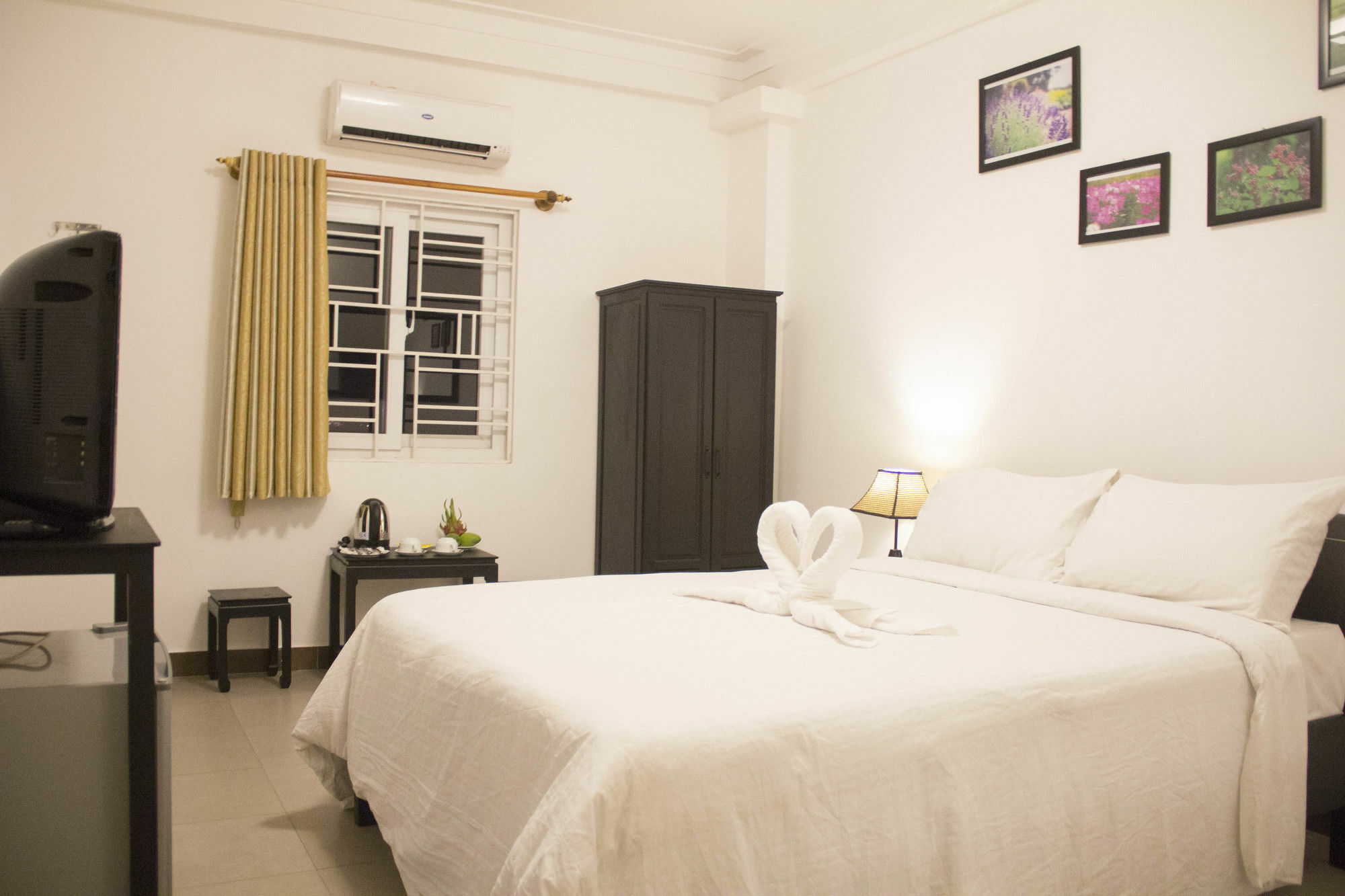 Charming Riverside Hotel เว้ ภายนอก รูปภาพ